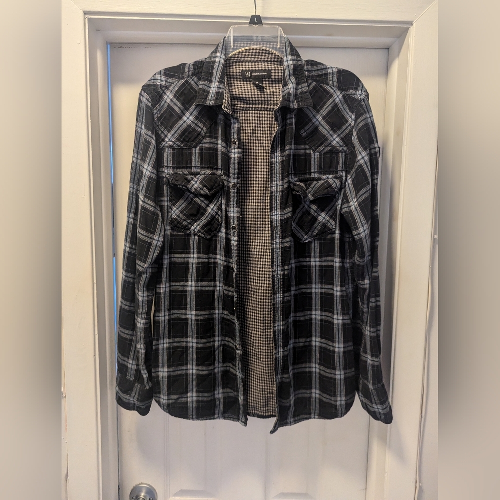 Men's International Concepts button down shirt